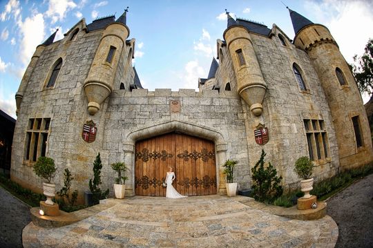Bodas de 10 anos Janaína & Leonardo – Castelo de Itaipava